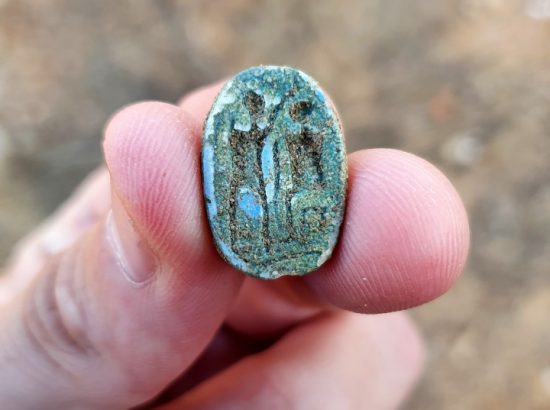 Antico amuleto egizio ritrovato durante un’escursione nei pressi di Tel Aviv