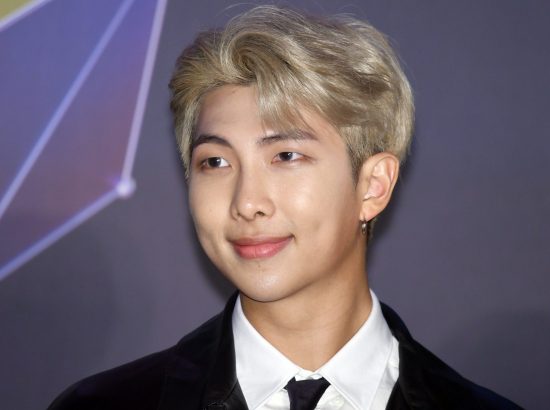 Il leader dei BTS RM è stato premiato da un’organizzazione coreana per il suo contributo alla conservazione del patrimonio culturale in Corea!