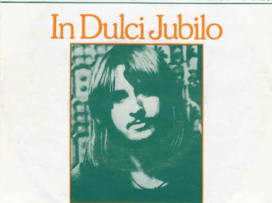 Dulci Jubilo”: la gioiosa musica natalizia di Mike Oldfield