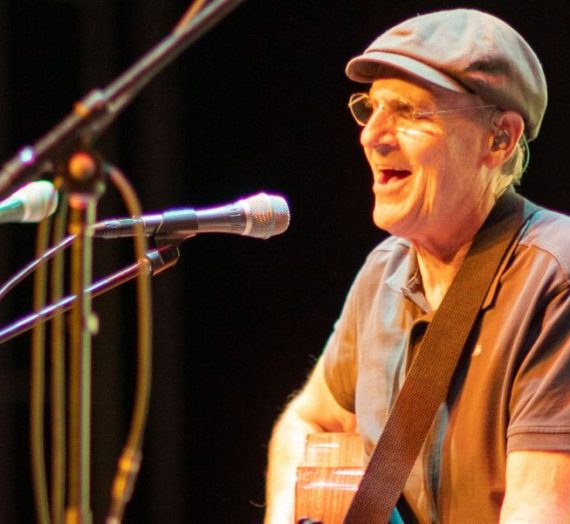 Guardate James Taylor e la sua band suonare la vostra canzone preferita della Motown (I’m A) Roadrunner”.