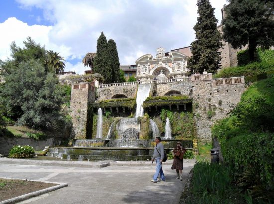 Festival letterari estate 2015 – Summer is comin’