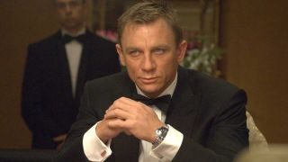 5 oggetti da collezione di James Bond che amo assolutamente (e 4 che sogno di avere)