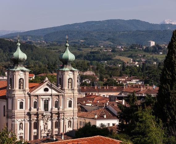 Festival Internazionale di Poesia di Milano: La città invisibile